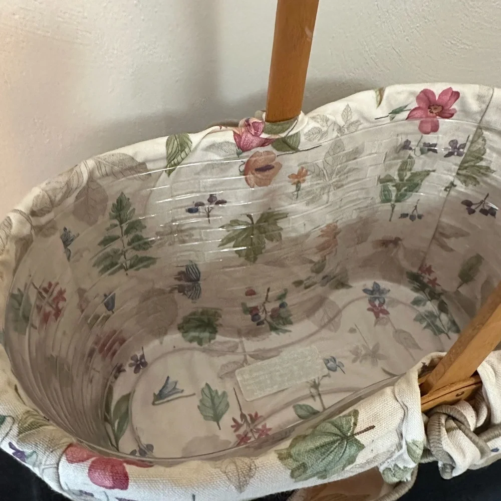 Longaberger Soda or Wine Floral Lined Wicker Basket with Insert for Ice